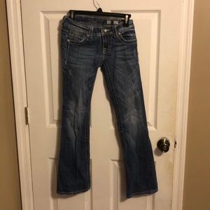 Size 25 Miss Me Jeans. Excellent condition.